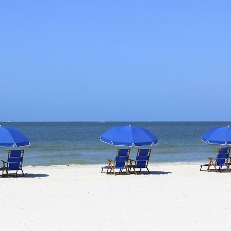 Estero Island Apartment With Boat Dock Fort Myers Beach Exterior foto